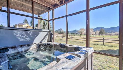 Family-Friendly Home with Hot Tub 1 Mi to Dtwn - Foto 2