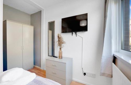 NEW! 4BR in Stafford Place - Foto 23