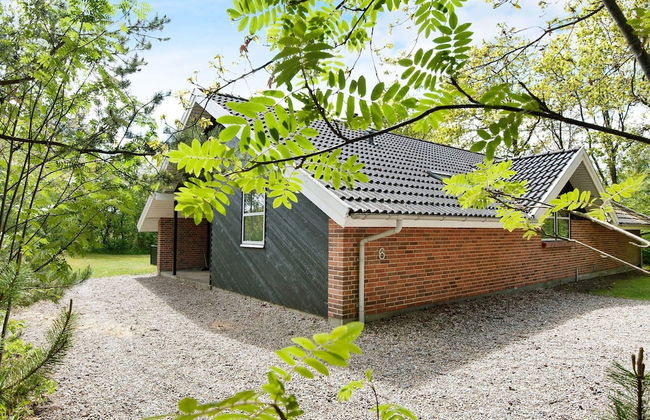 10 Person Holiday Home in Henne - Foto 24