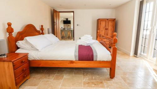 The Shippon - Foto 5, wardrobe