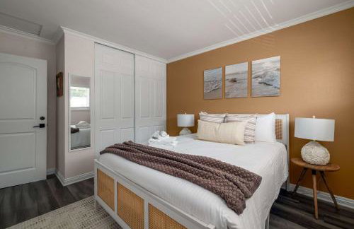 Huge House with Pool! Sleeps 16 - BBQ - Shuffleboard - Foto 26