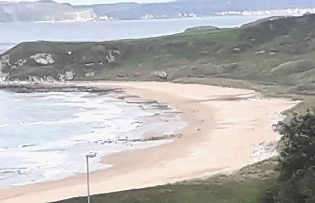 Lovely 1-bed Apartment at Whitepark Bay Co Antrim - Foto 1