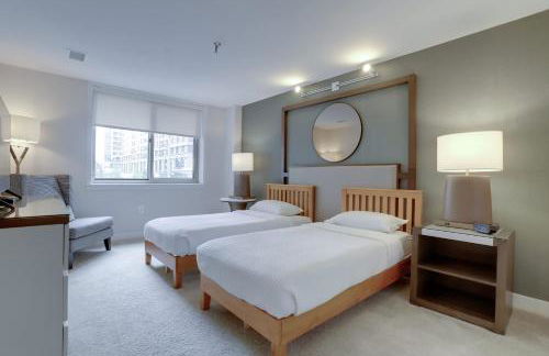 Sojourn Randolph Towers #204 - Foto 19