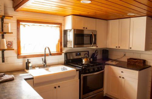 Charming Cabin - Pondview - Hot Tub - Foto 14