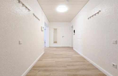 Tolstov Apartments - 3 Room Apartment with Terrace - 25 min Messe DUS - Photo 11