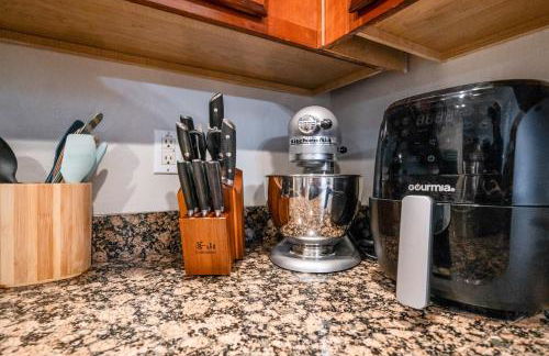 Pool and Patio Family-Friendly Goodyear Home! - Foto 12