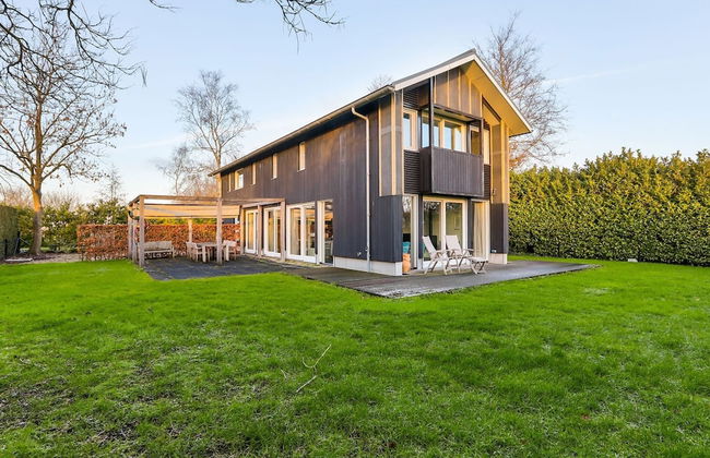Family House in Grou Near Water Sports - Foto 25