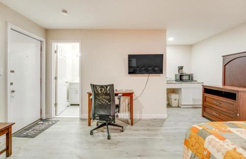 5 Mi to Pine Knob Pet-Friendly Studio Retreat - Foto 5