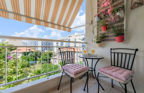 Aureola Center Apartment - Photo 1