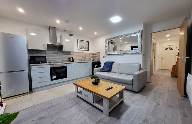 Sidemersey Livings - Relaxing Central Tailored Apartment with Free Parking, French Balcony - Foto 18