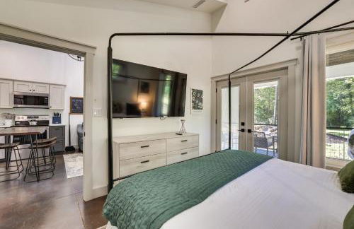 Whitewood with Hot Tub Peaceful Wildwood Retreat - Foto 14