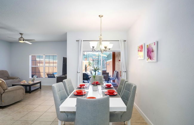 Private Pool Getaway! Near Theme Parks! - Foto 47