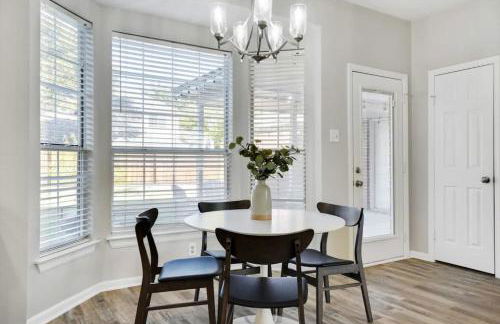 Lewisville Estate - Spacious 5BR w Game Room - Foto 15