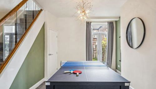 Large 3BDR House By Vista Stays Short Lets & Serviced Accommodation Glasgow With Pool Table & Free WiFi - Foto 5