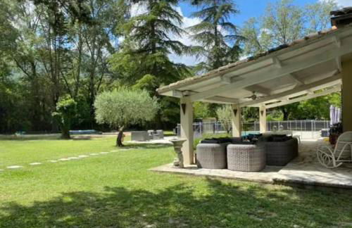 Spacious villa in Tourrettes-sur-Loup with Private Lake access Sleep 16 - Foto 49