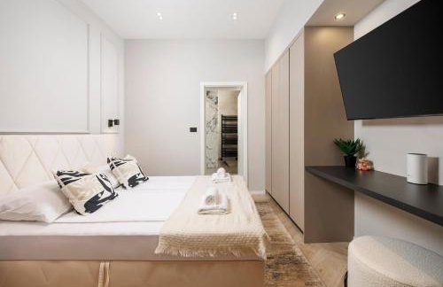 Marvie Apartments - Photo 18