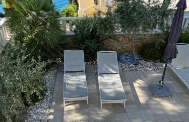 Luxury Beachfront Villa Carlisa - Photo 6