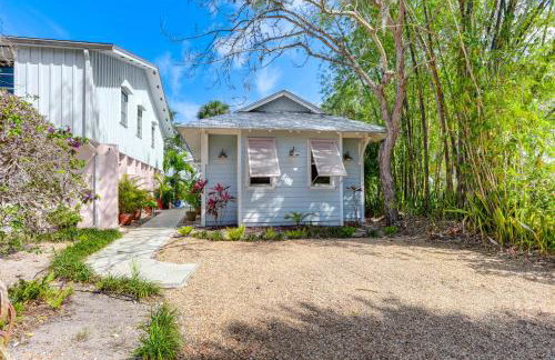 Waterfront Stuart Oasis with Hot Tub and Dock! - Foto 30