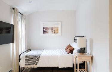 Hideaway Lodge - Glen Lake, Lake George - Foto 10