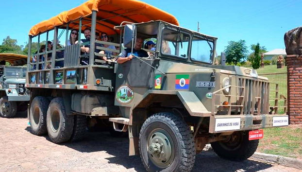 Ivorá Waterfalls Tour in a Military Truck - Foto 2