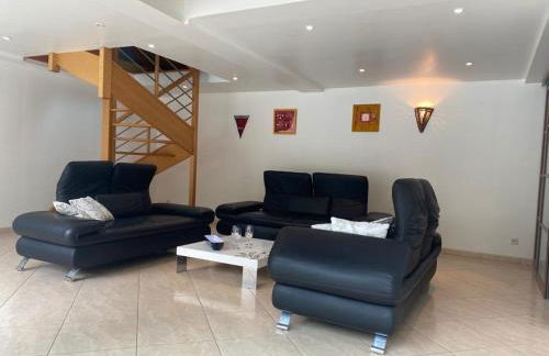 Villa Luxe Arnage aux portes du Circuit Piscine Chauffée - Photo 15