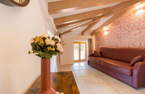 GARDA BALDO APARTMENTS - Photo 32