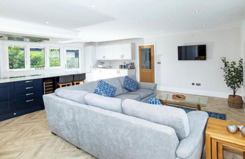 NEW! Stunning & Huge 5BR with Parking & Garden - Perfect for Families & Groups! Excellent Location - Foto 28