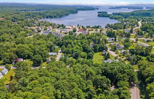 Tranquil 3BR Retreat Game Room Deck Beach Pass - Foto 34