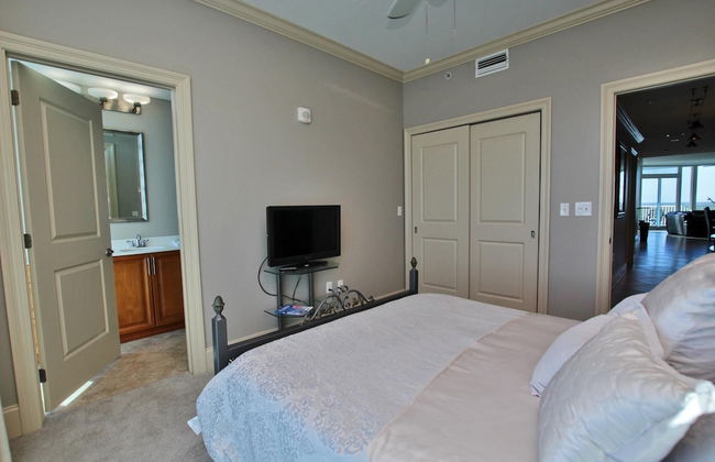 Bel Sole Penthouse 1801 - Photo 7