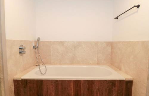 The Threshing Barn - Foto 42