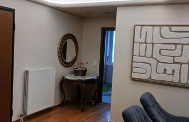 Stylish Luxury 3 Bd Penthouse in Drosia Center - Photo 7