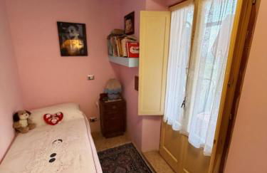 Sharon's Dream House - Photo 29