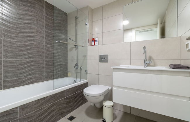 The Haneviim Court - Isrentals - Foto 12