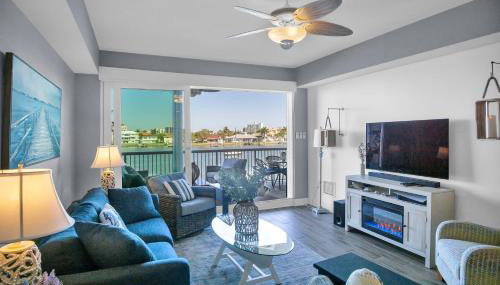 Waterfront -3BR - 2Kings -Pool Balcony - Beach - Foto 2