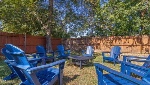 5BR Historic Home 5 min to Downtown Dallas with Large Balcony, 2 Dining Areas, 3 Fireplaces & Soaking Tub - Foto 5, young children, Other