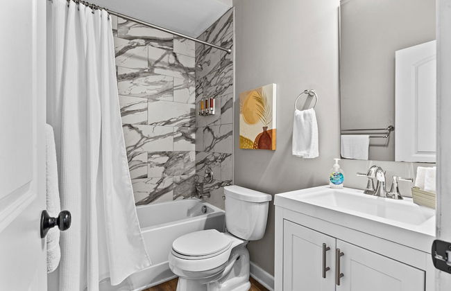 Mysteries on Lemp | JZ Vacation Rentals - Photo 23