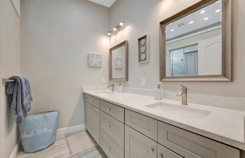 6B Waterfront Game Room Pool Hot Tub Dock - Foto 42