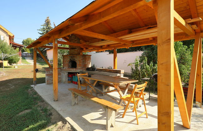 4 bedroom House in Kőröshegy with garden and terrace - Photo 20