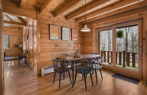 Lakefront Log Cabin, Private Lake Access w/Peloton - Foto 57