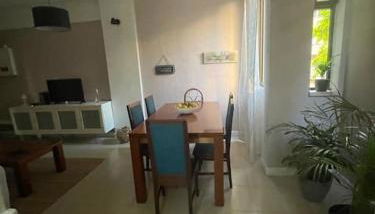 Daloba House - Photo 2