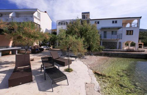 Robinson Dora - Foto 1