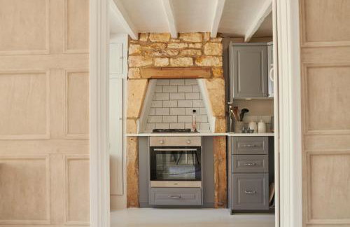 Boutique Chic In Blockley - Photo 9