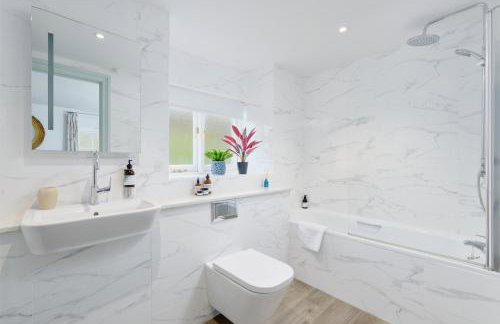 Corner Cottage - Photo 15