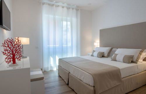 Solymar Apartments - Photo 11