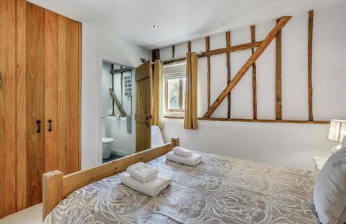 Liston Hall Barn - Photo 15