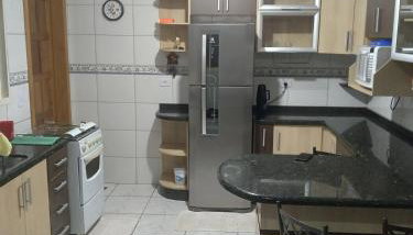 Casa em condomío, bem localizada - Foto 2