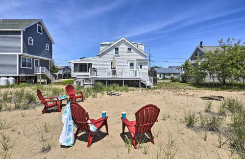 Plum Island Retreat about 1-Block Walk to Beach! - Foto 2