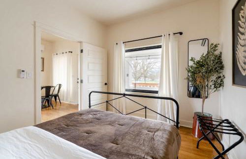 Stay Portland - Restored Farmhouse & Backyard Tiny House Village - Photo 21