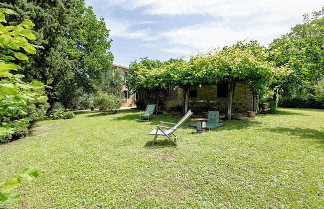 Studio With Pool And Orchard - Photo 13