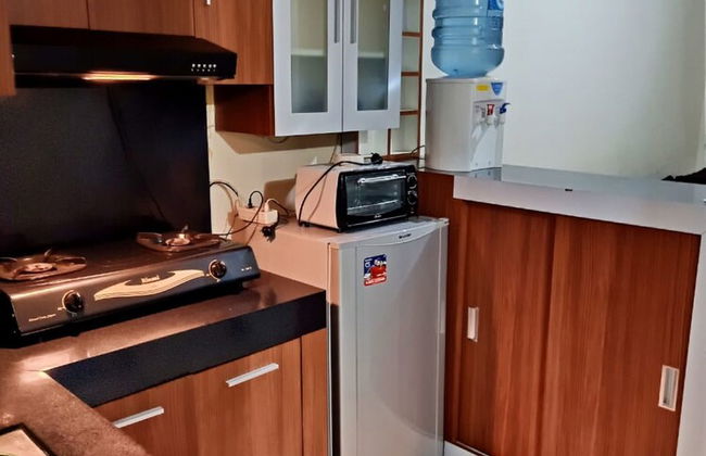 The suites Metro Apartment by Desta Farispro - Foto 18